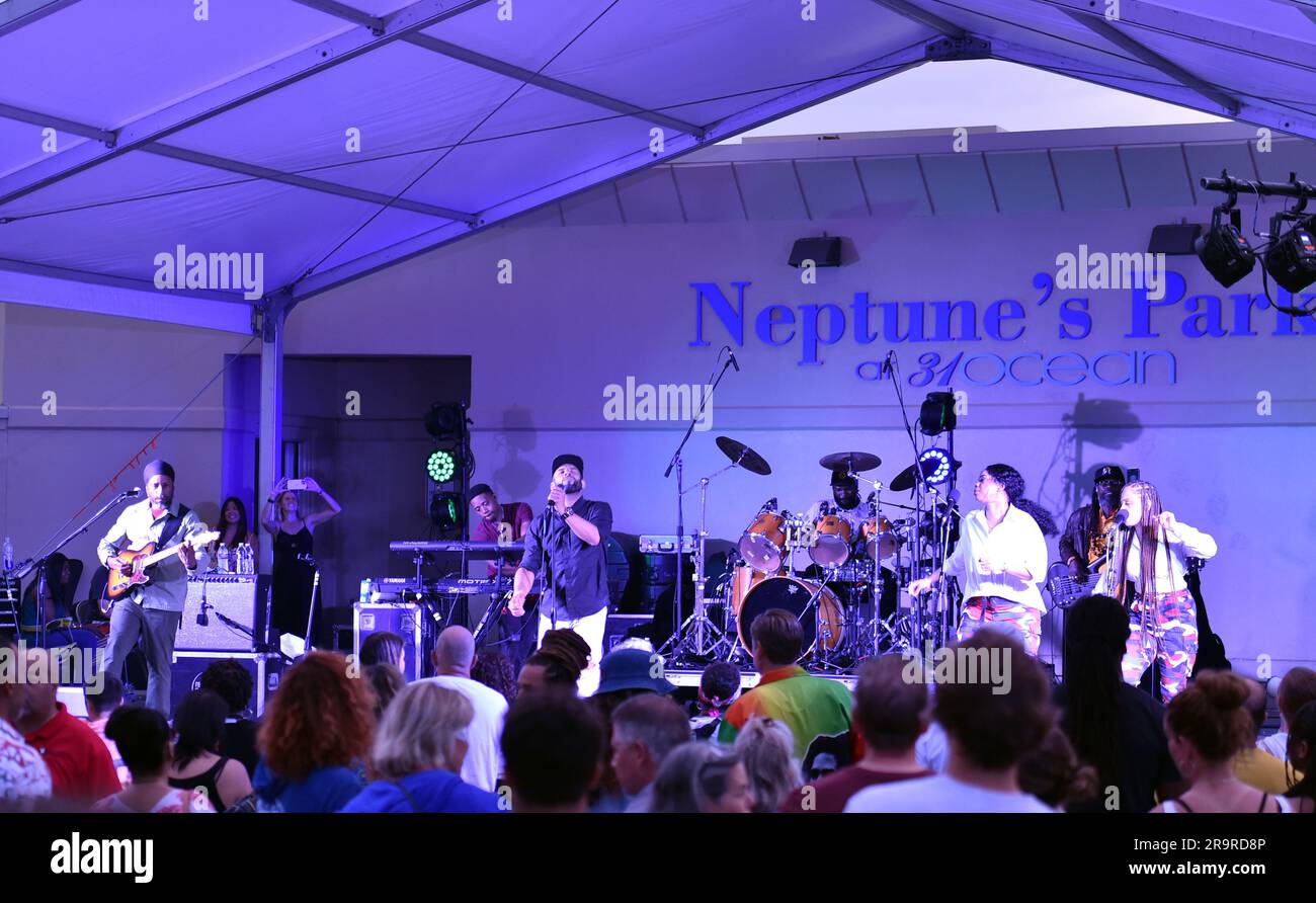 June 27, 2023, Virginia Beach, Virginia, USA: The WAILERS entertains the croowd at the 31st street stage in Virginia Beach, Virginia on 27 June 2023 Photo Â© Jeff Moore (Credit Image: © Jeff Moore/ZUMA Press Wire) EDITORIAL USAGE ONLY! Not for Commercial USAGE! Stock Photo