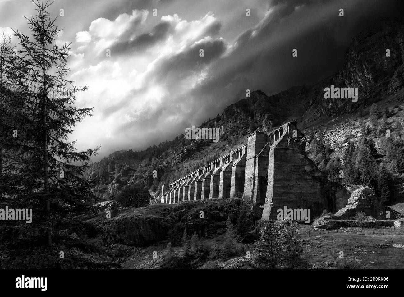 Italy Lombardy Province of Bergamo The Gleno dam was a barrier on the Gleno stream which collapsed on 1 December 1923,  causing a tragedy that struck the Valle di Scalve in the province of Bergamo and the Val Camonica in the province of Brescia Stock Photo