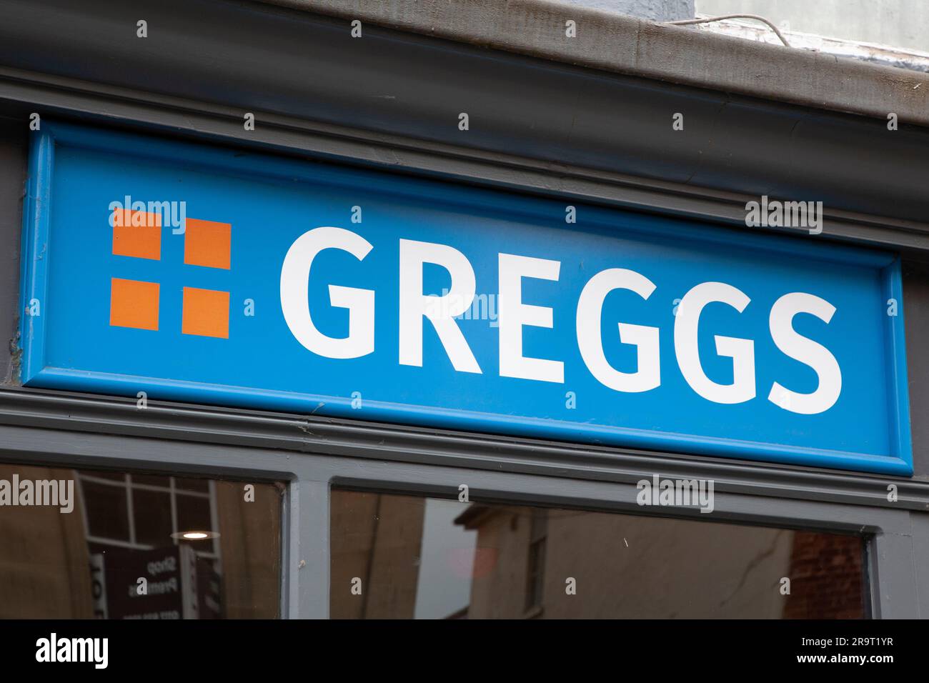 greggs-logo-transparent-greggs-breakfast-club-logo-free-transparent
