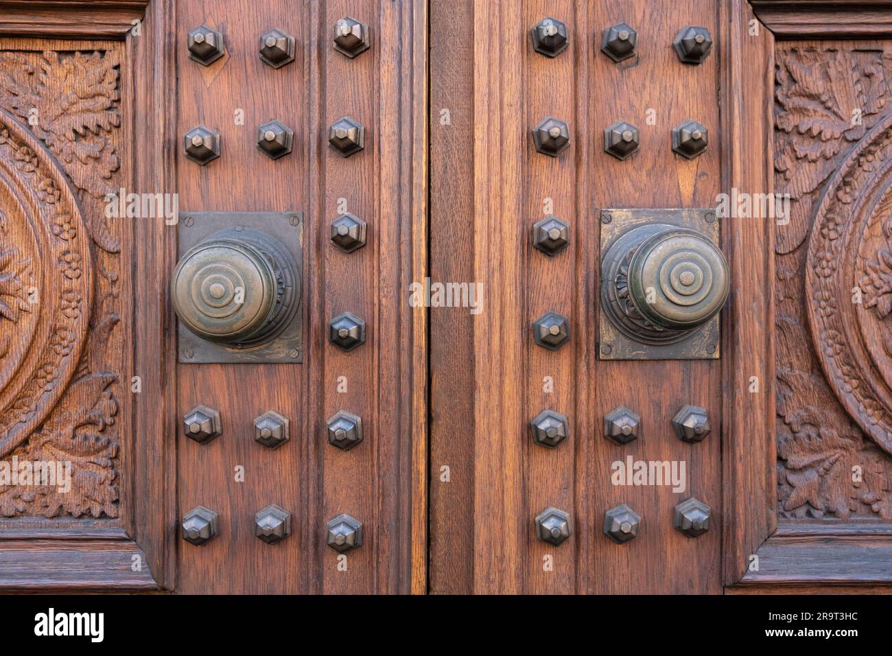 Picture Idea: Vintage Antique Wooden Door With Handle Concept Historical Luxury