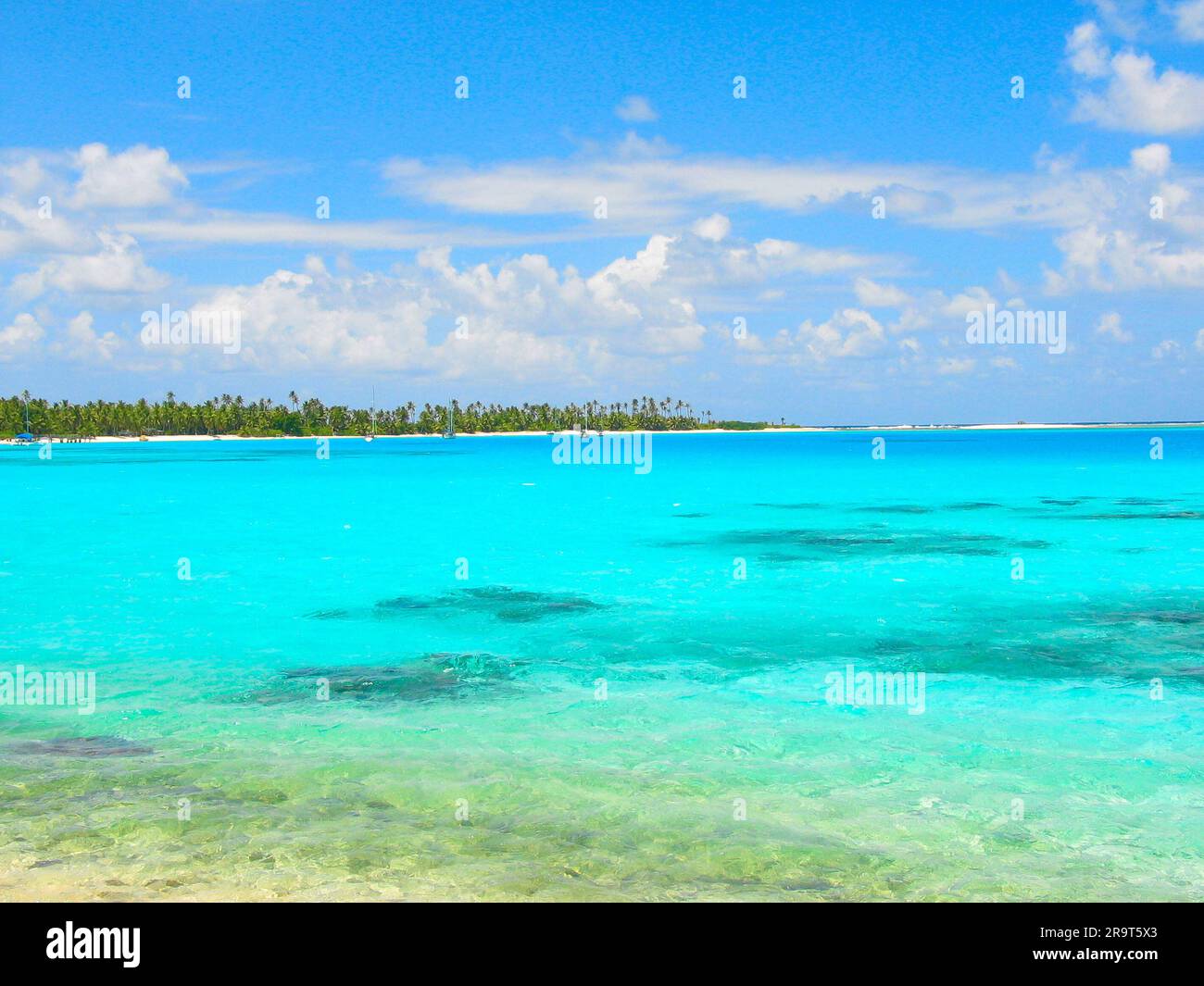 Azure turquoise water in lagoon of the Cocos Keeling atoll. Stock Photo