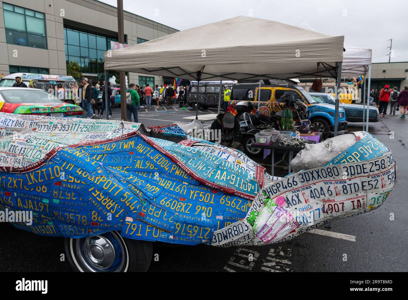 Seattle, USA. 7 Jun, 2023. The Annual center of the universe Fremont