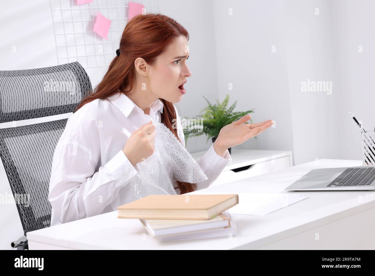 The office stress relief hi-res stock photography and images - Alamy