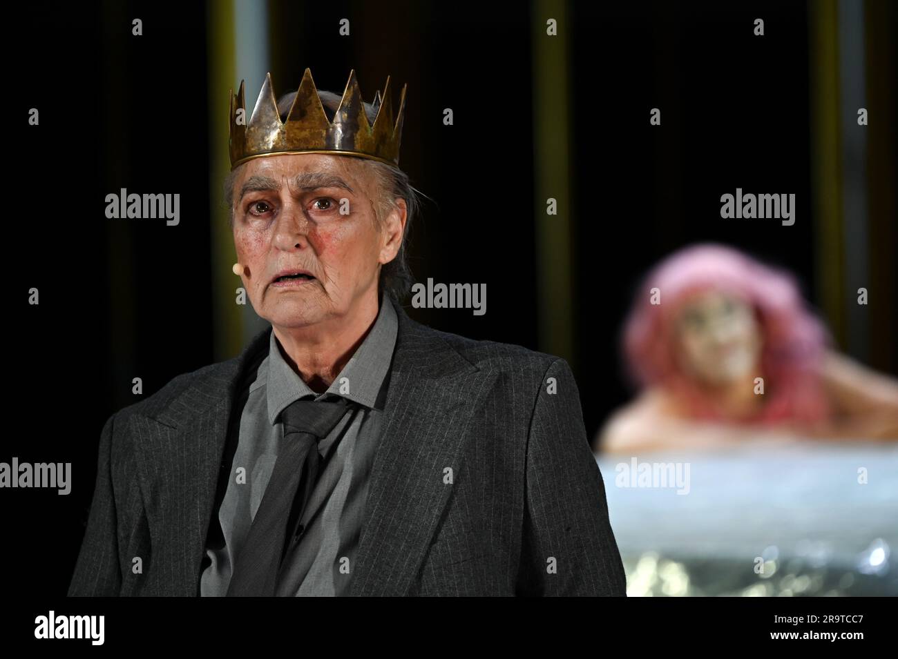Bad Hersfeld, Germany. 28th June, 2023. Actress Charlotte Schwab plays King Lear in a scene of the media rehearsal for 'King Lear' at the Bad Hersfeld Festival in the Stiftsruine. The 72nd Festival opens with the Shakespeare classic. Credit: Uwe Zucchi/dpa/Alamy Live News Stock Photo