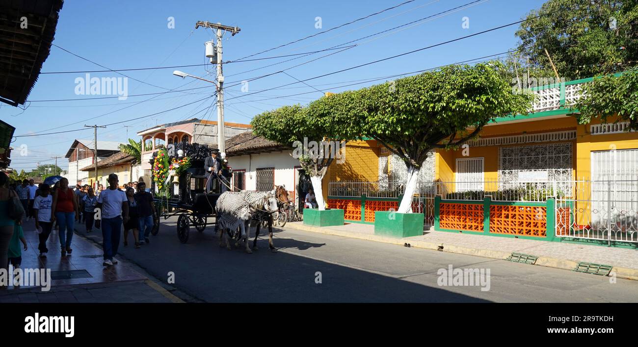 Funeral procession with horsedrawn carriage in Granada, Nicaragua Stock Photo Alamy