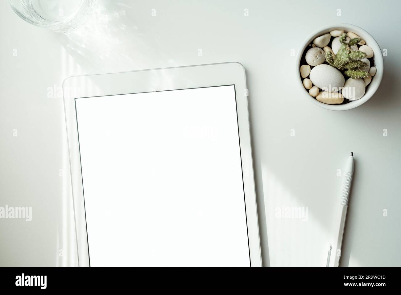 White screen digital tablet mockup, template. Shadows and reflections