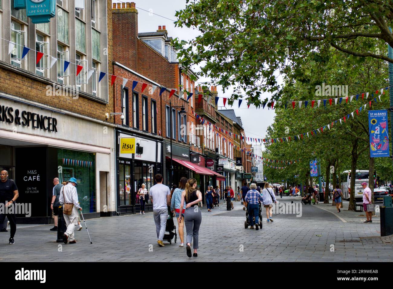 St.Peter’s Street, St.Albans, Hertfordshire, England, UK Stock Photo