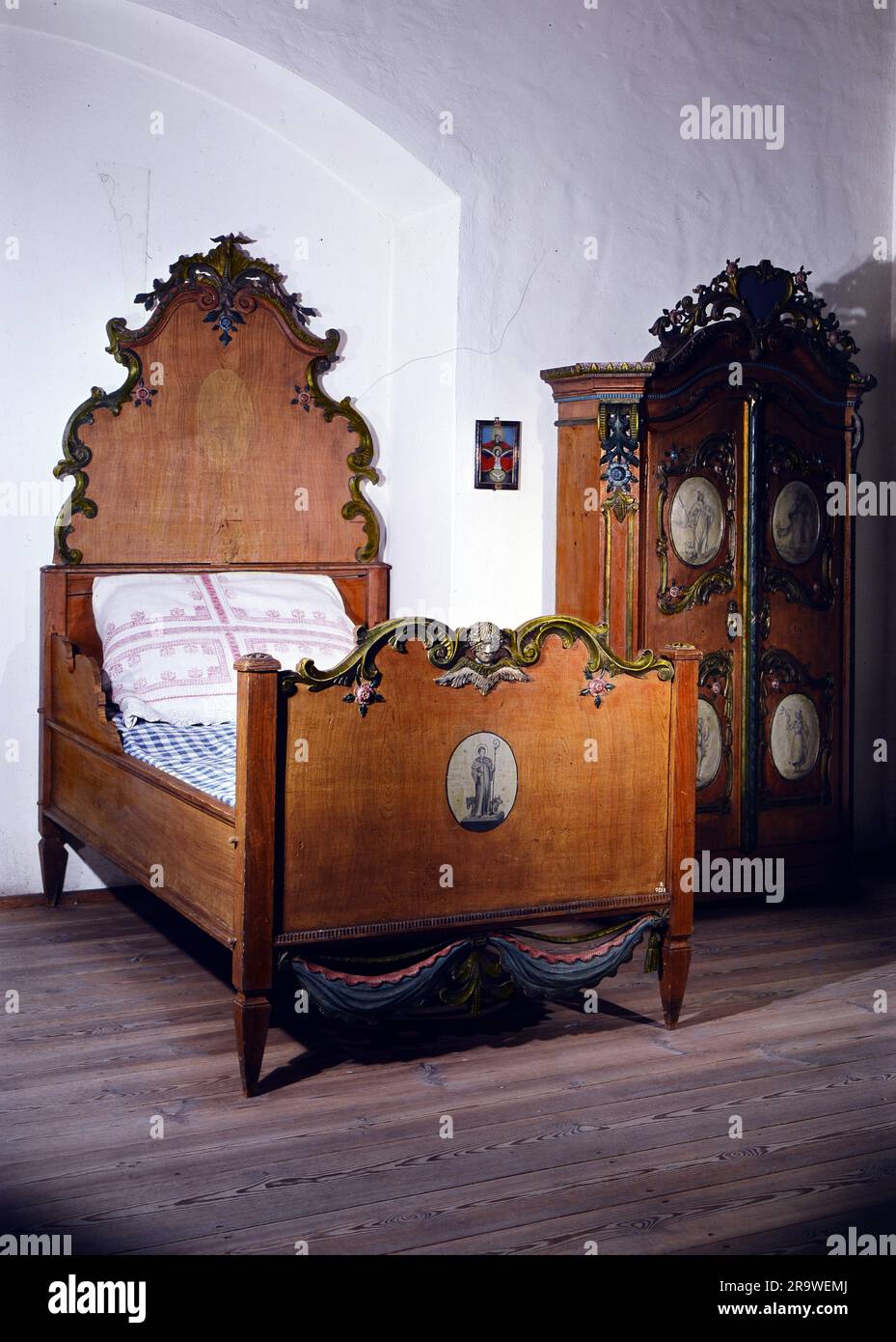 fine arts, furniture, bed and cupboard, foot section of the bed with