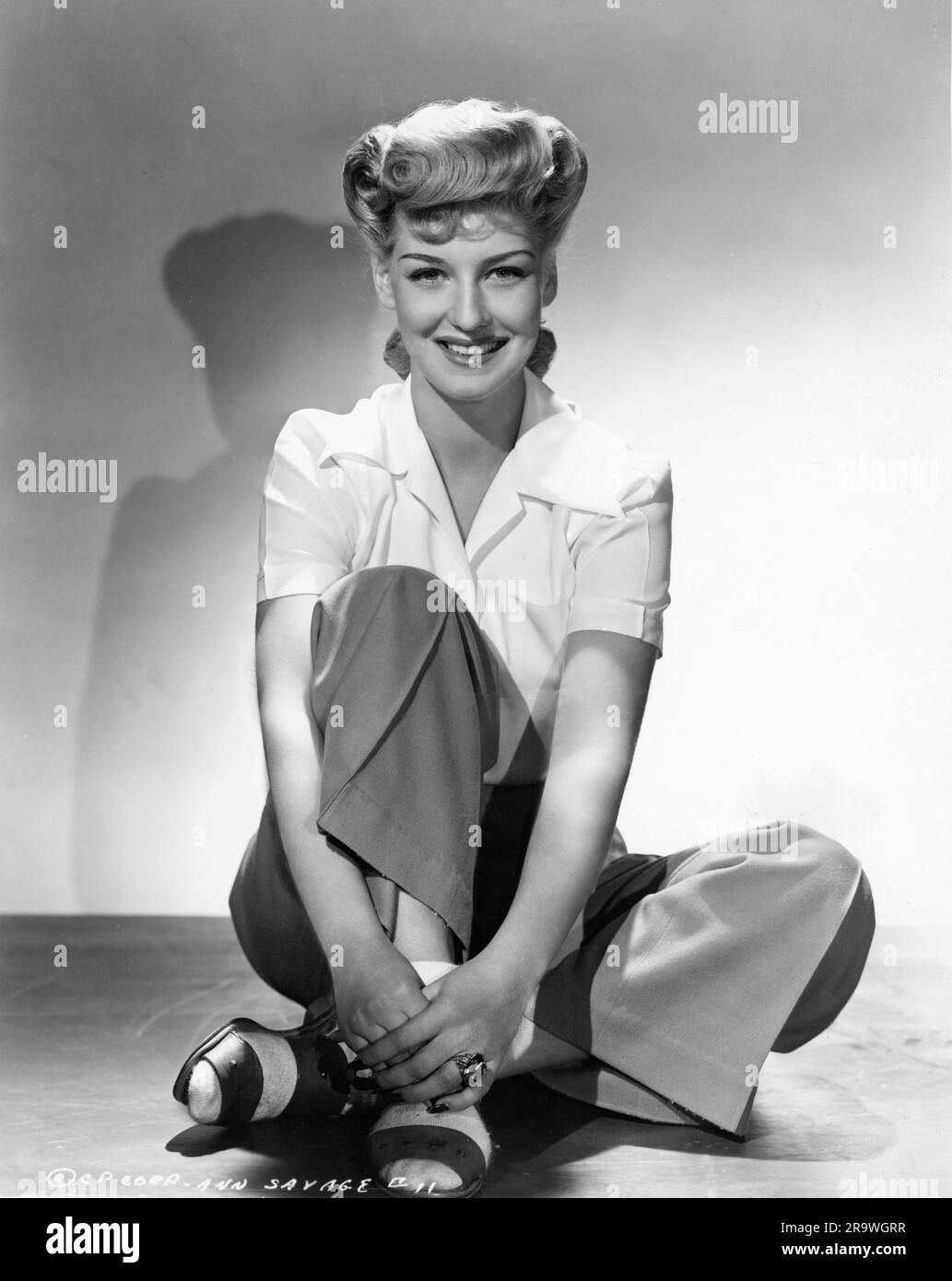 ANN SAVAGE circa 1942 Portrait publicity for Columbia Pictures Stock ...