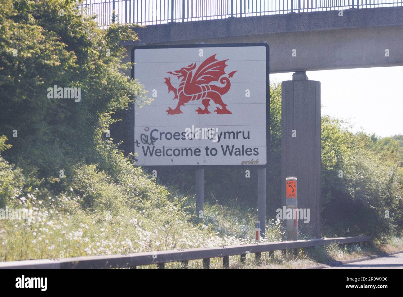 Welcome to Wales road sign.   Image shot on 8th June 2023.  © Belinda Jiao   jiao.bilin@gmail.com 07598931257 https://www.belindajiao.com/about Stock Photo