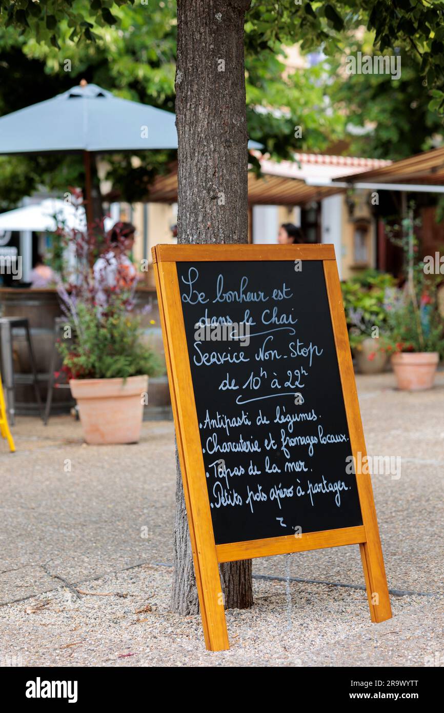 Street scene Aurel Carpentras Vaucluse Provence-Alpes-Cote d'Azur France Stock Photo