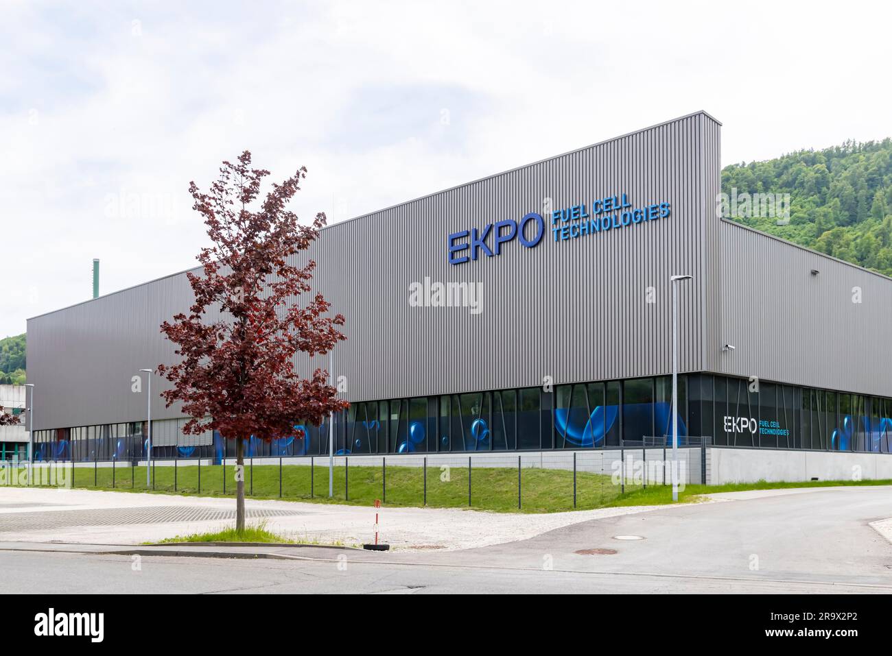 EKPO Fuel Cell Technologies, joint venture for development and large