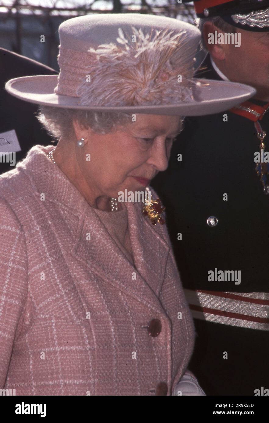 2 February 2007 The Queen at Claridges    Photo by The Henshaw Archive Stock Photo