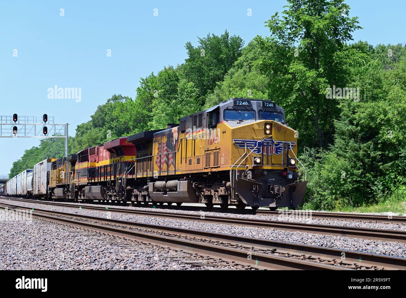 West Chicago, Illinois, USA. Multiple lead an Union Pacific