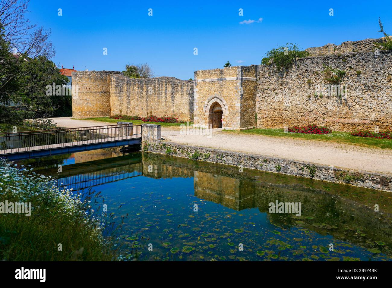 Water-filled Moat Below The Round Corner Tower Of The Medieval Castle ...