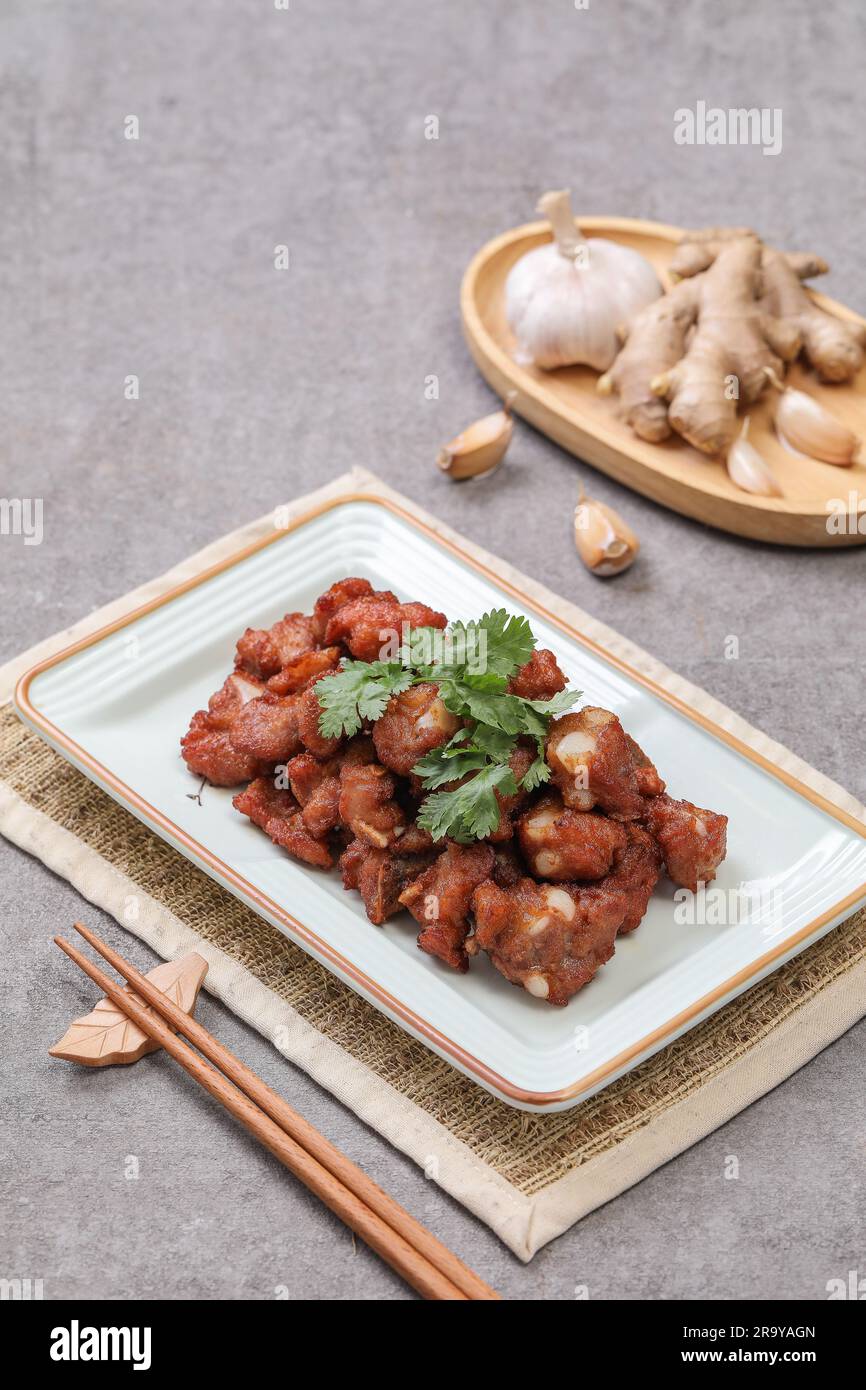 Chinese cuisine,Deepfried pork Spare ribs with garlic Stock Photo Alamy
