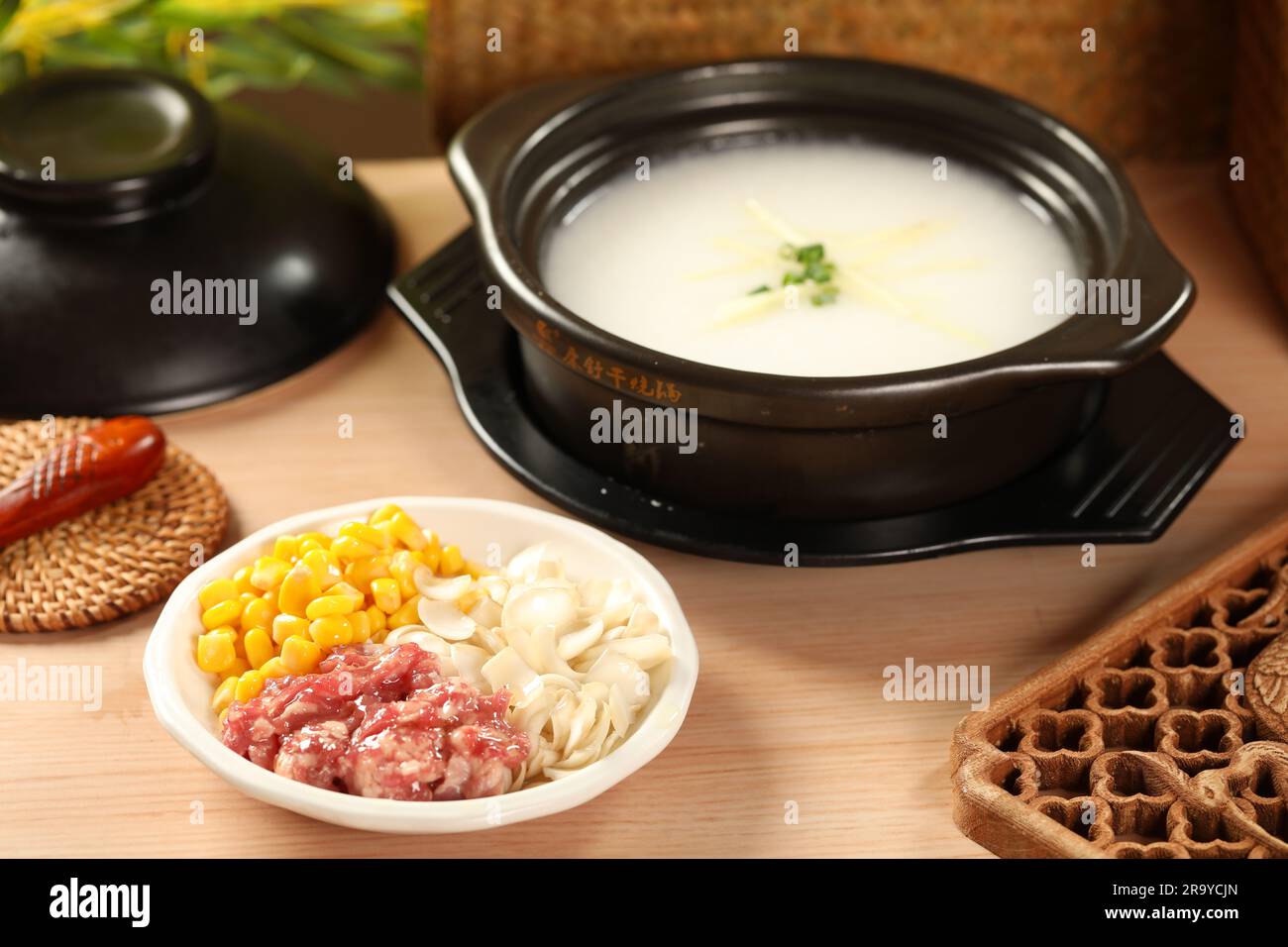 Minced beef congee hires stock photography and images Alamy