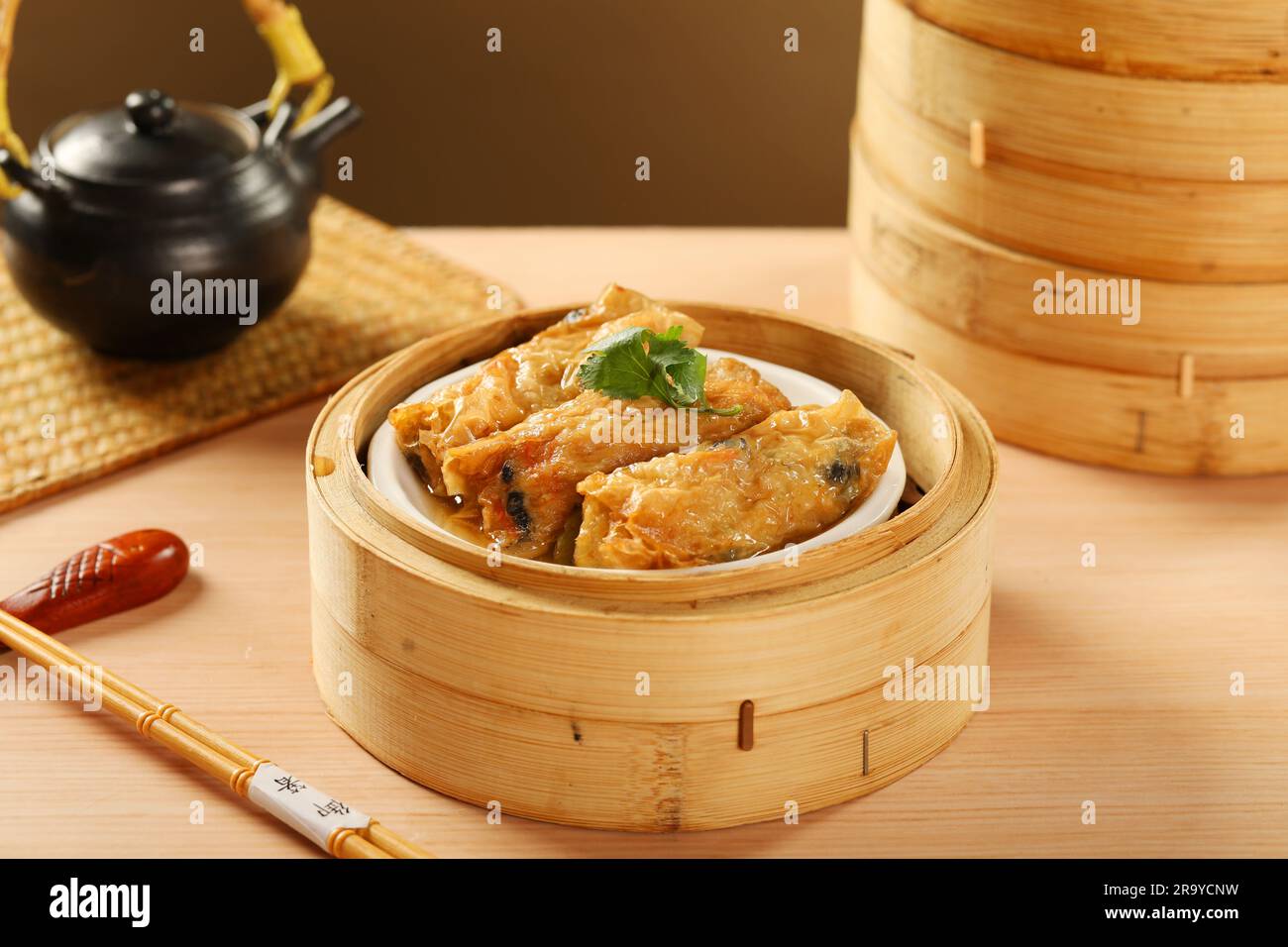 yumcha, dim sum,Deepfried Beancurd Skin Roll Stock Photo Alamy