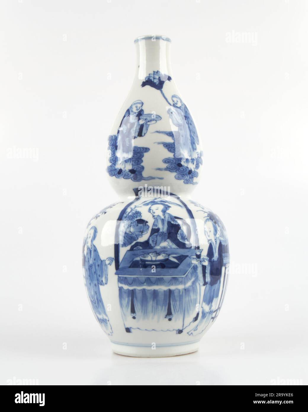 Antique Chinese blue and white porcelain double gourd vase Stock Photo