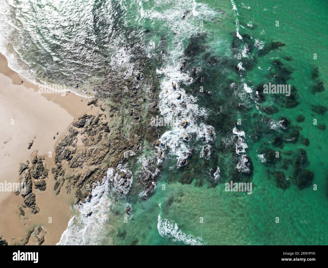 Aerial shot calm foamy hi-res stock photography and images - Alamy