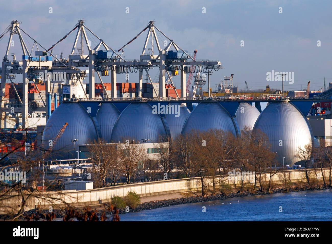 Digestion towers, main sewage treatment plant, municipal drainage, Koehlbrand sewage treatment