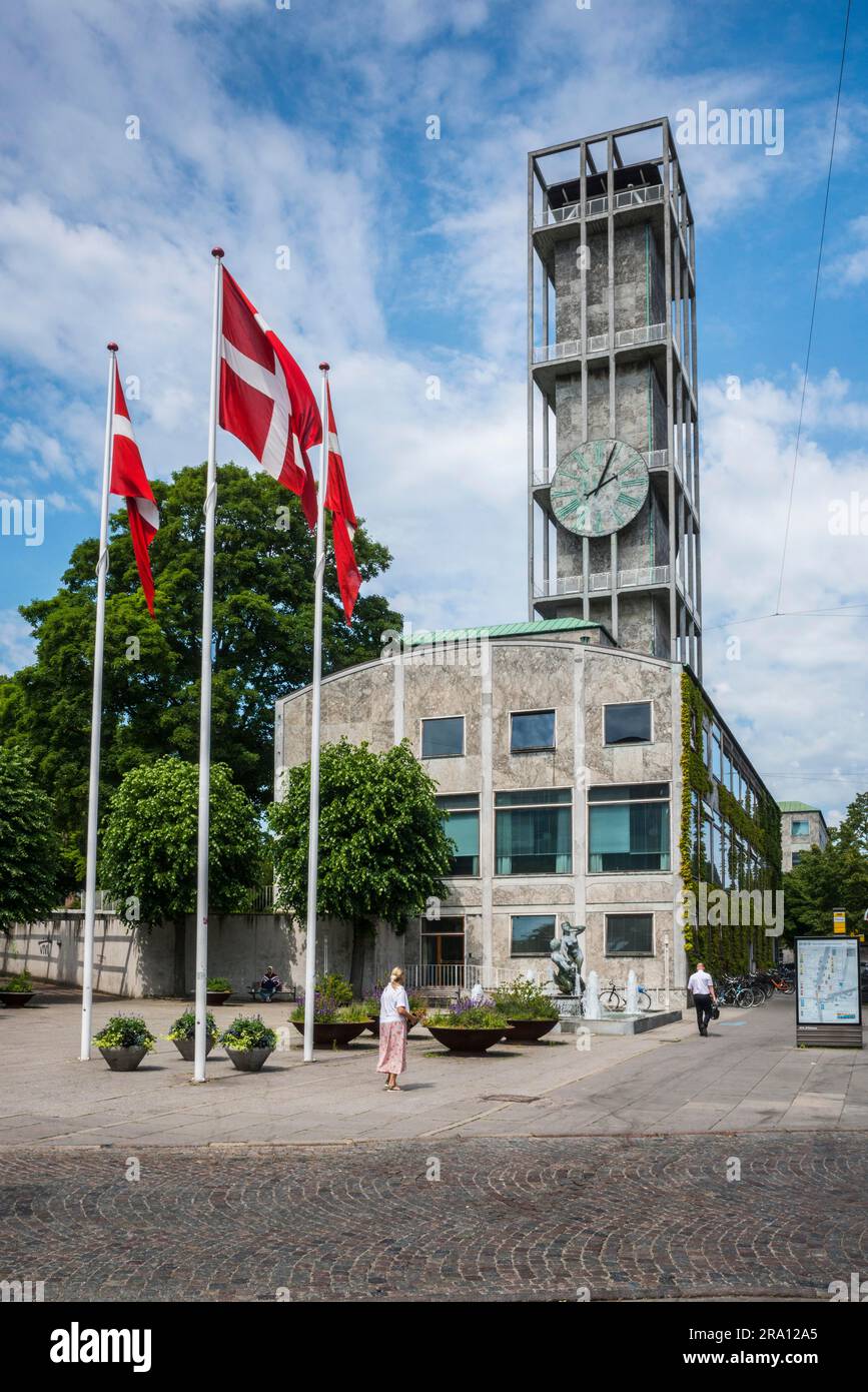 Arne Jacobsen City Hall – Orologio Da Tavolo Con Sveglia – Ø11 Cm – Design Danese Nero - 3