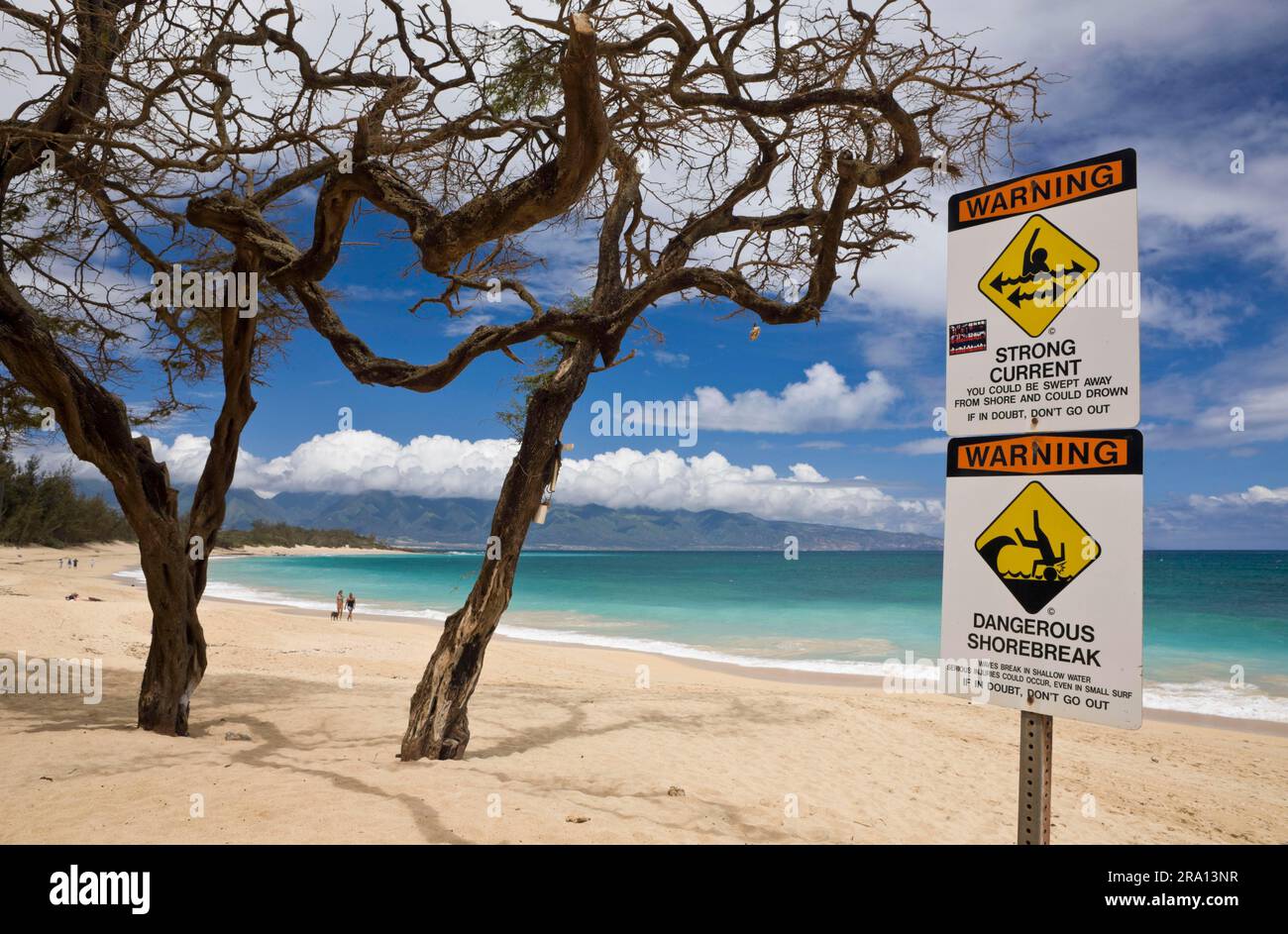 Warning sign on the beach, Kanaha Beach Park, Maui Island, Hawaii