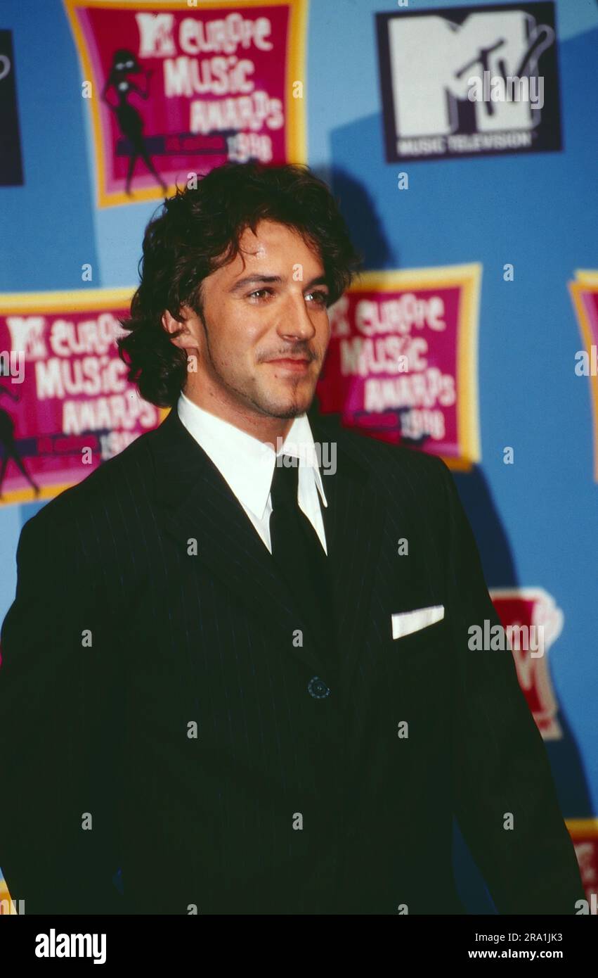 Alessandro Del Piero, italienischer Fussballspieler, Stürmer bei Juventus Turin, hier bei den MTV Europe Music Awards 1998, Präsentator Kategorie: Best Group (Spice Girls). Stock Photo