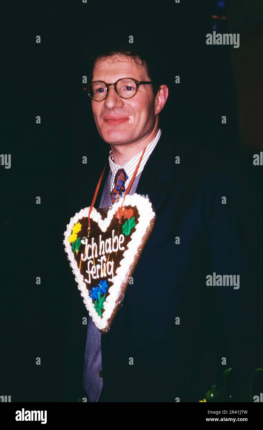 Roger Willemsen, deutscher Publizist, TV Moderator, Portrait, circa