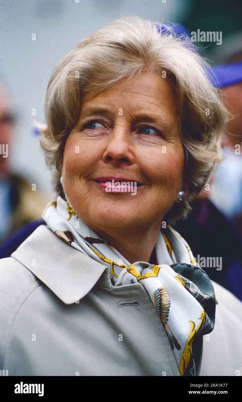 Marianne von Weizsäcker, Ehefrau des Bundespräsidenten Richard von Weizsäcker, Portrait, circa 1990. Stock Photo