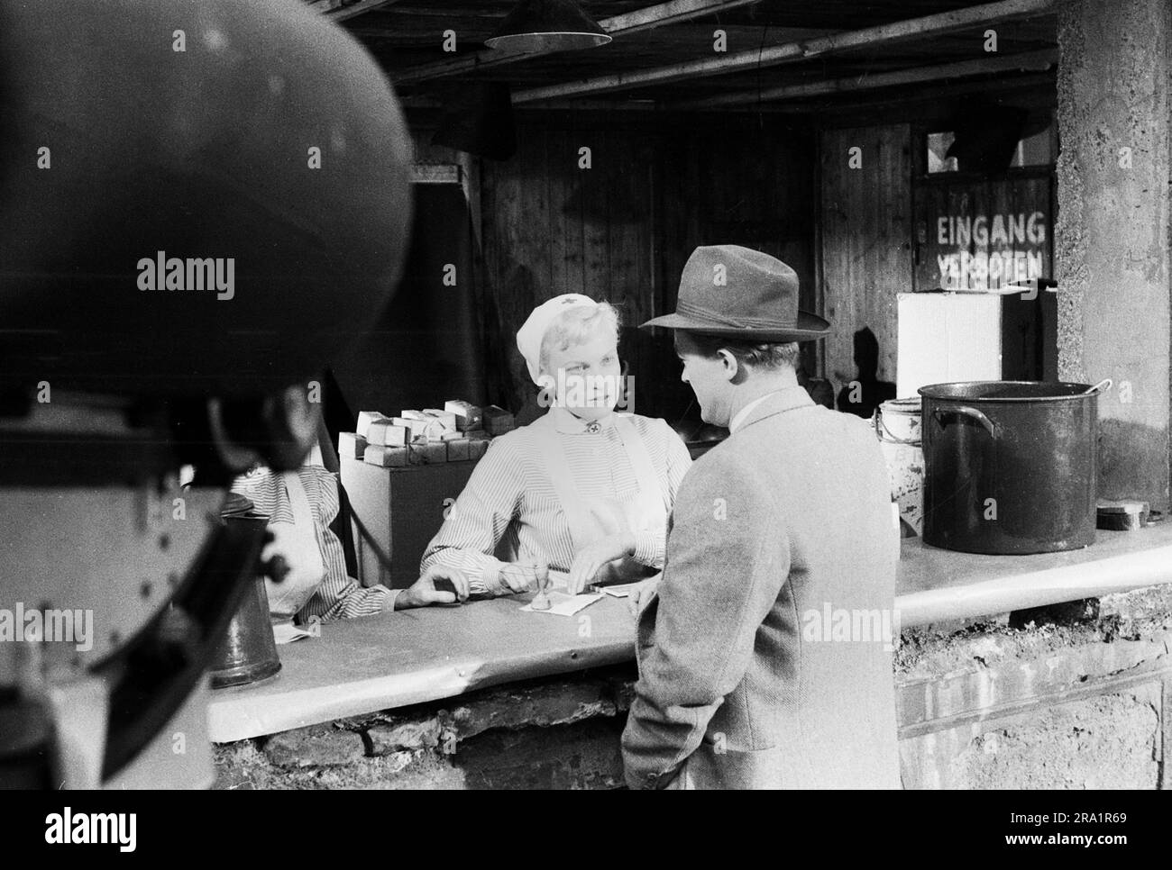 Nachts wenn der Teufel kam, Spielfilm, Deutschland 1957, Regie Robert Siodmak, Darsteller Toni
