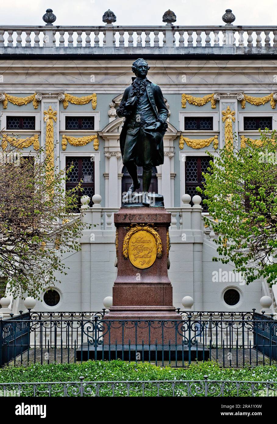 Bronze statue of Goethe on the Naschmarkt in front of the Old Stock Exchange, Germany, Saxony, Leipzig Stock Photo