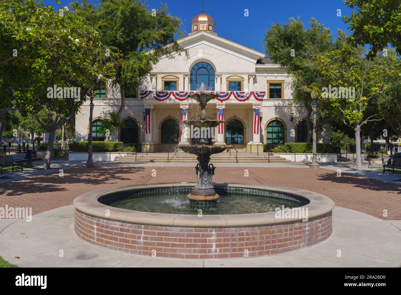 Pleated fan flag hires stock photography and images Alamy