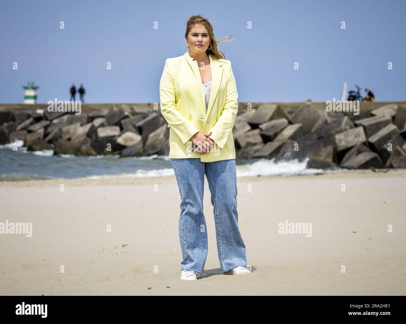 THE HAGUE - Princess Amalia on the Zuiderstrand during the traditional photo session of the royal family. ANP REMKO DE WAAL netherlands out - belgium out Stock Photo