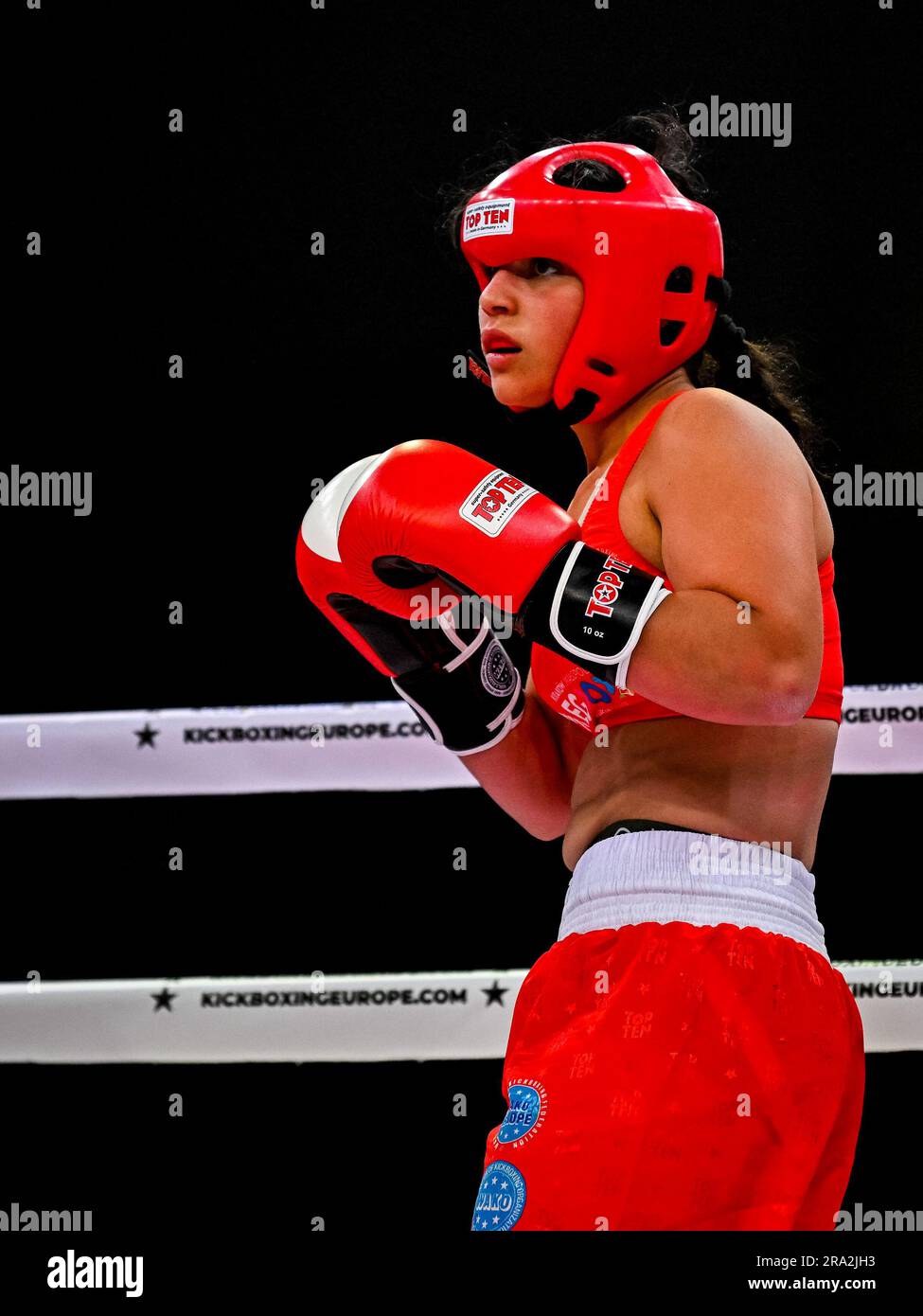 Kickboxing event hi-res stock photography and images pic