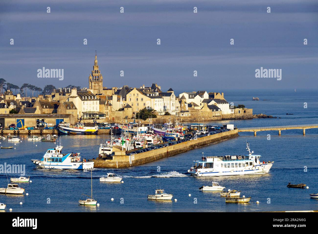 Croisiere voilier avec skipper Bretagne Nord : rencontre avec Aubin