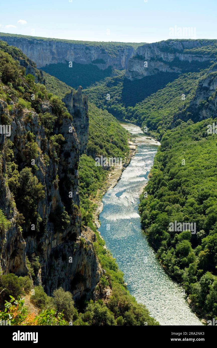 Aimant Frigo Souvenir Gorges De L'Ardèche – Cristal Translucide, 5x5cm, Magnétique Fort, Décoration Voyage