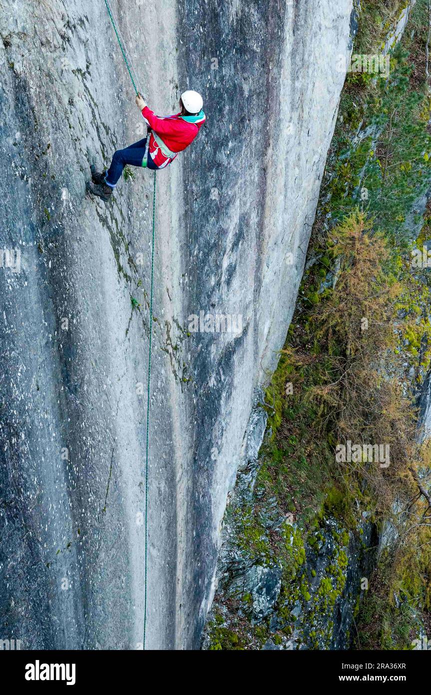 Abseiling lake district hi-res stock photography and images - Alamy