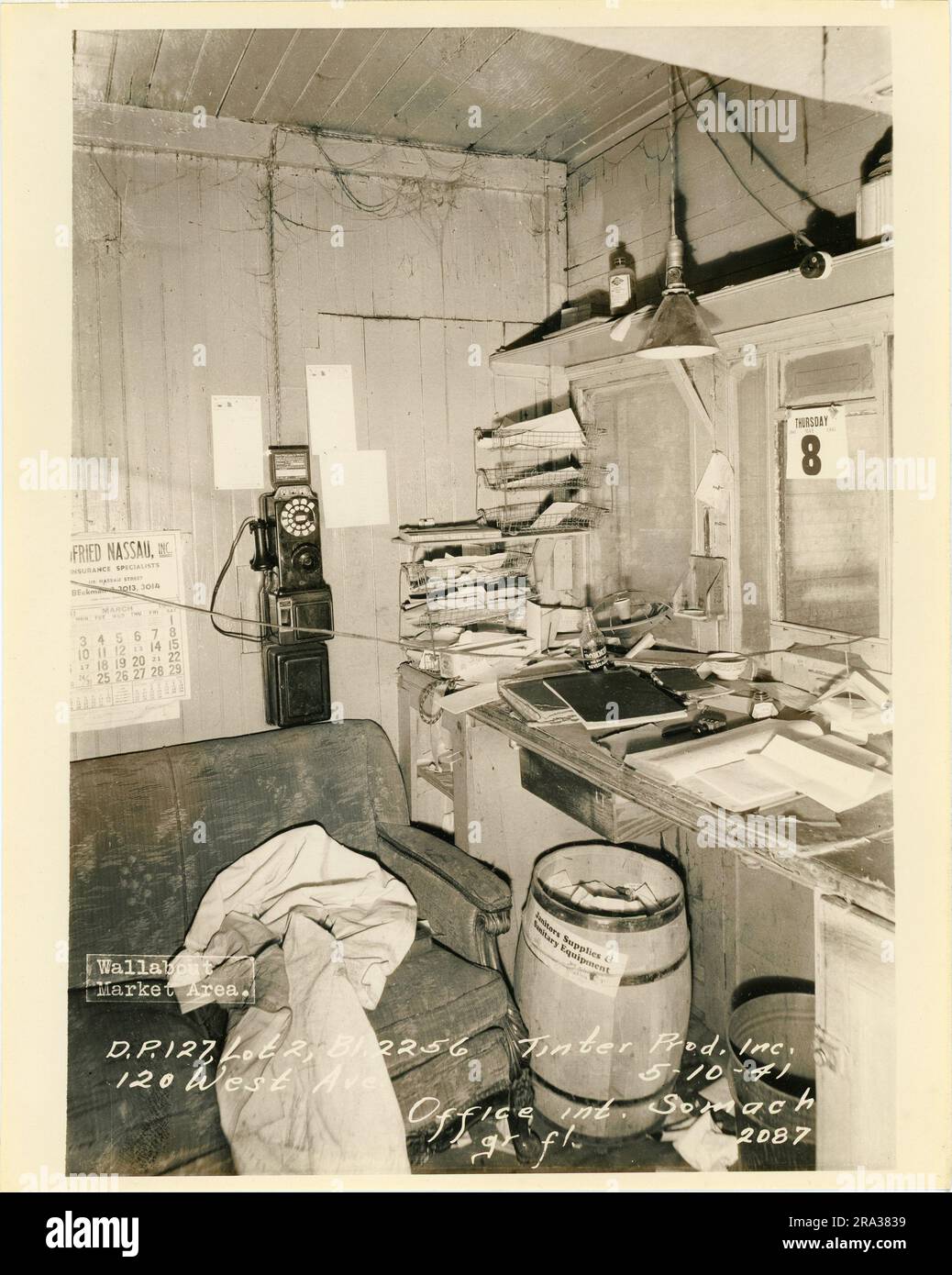 Photograph of interior of lot 2, Bl. 2256, 120 West Ave, office interior on ground floor of Tinter Produce, Inch, D.P. 127. Stock Photo
