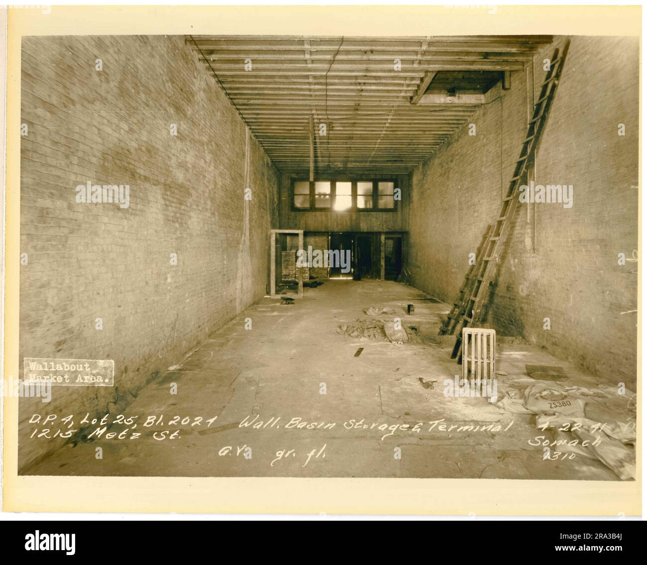 Photograph of interior Wallabout Market, D.P. 4, Lot 25, Building 2024