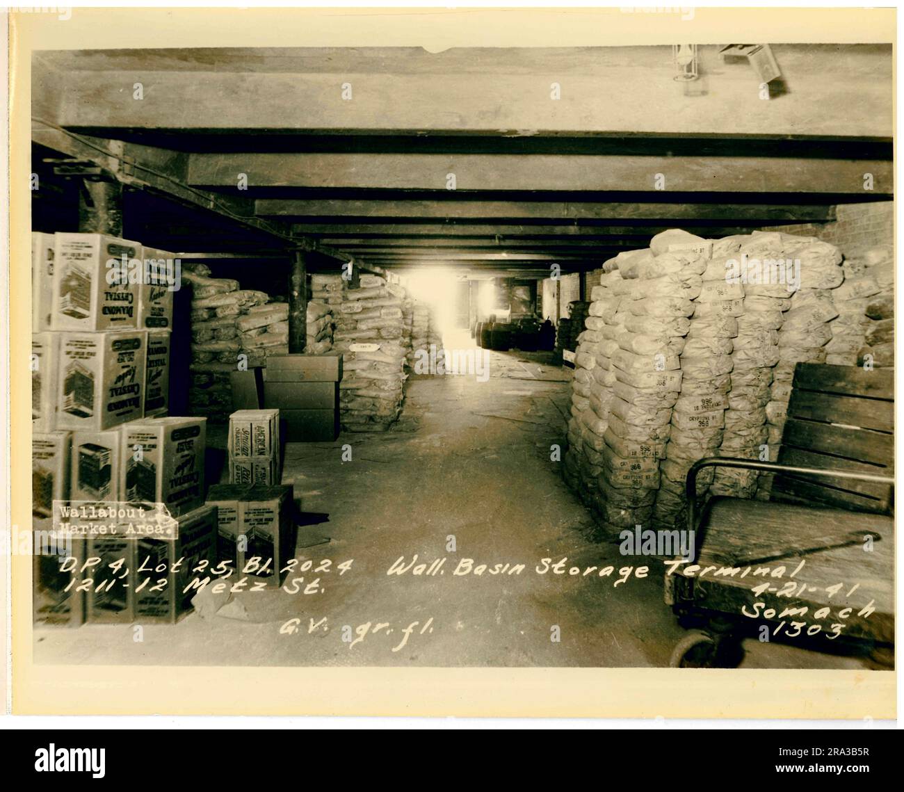 Photograph of interior Wallabout Market, D.P. 4, Lot 25, Building 2024