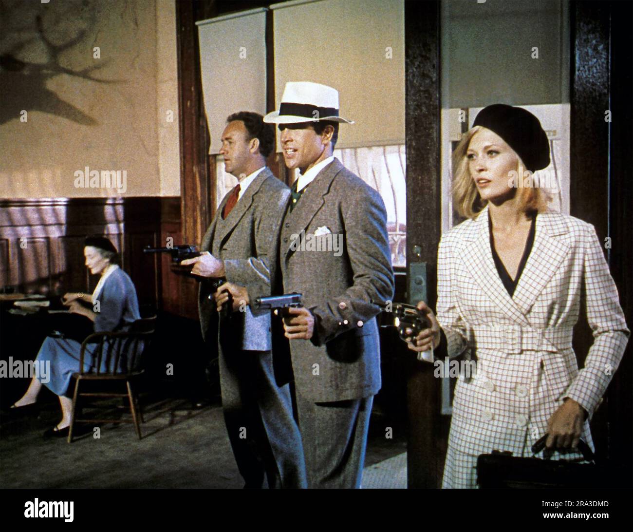 BONNIE AND CLYDE 1967 Warner Bros.Seven Arts film with from left Gene Hackman, Warren Beatty