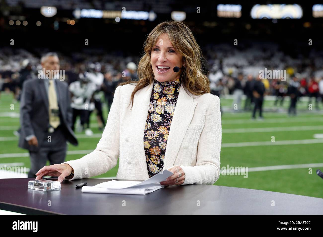 FILE ESPN Monday Night Football commentator Suzy Kolber is seen