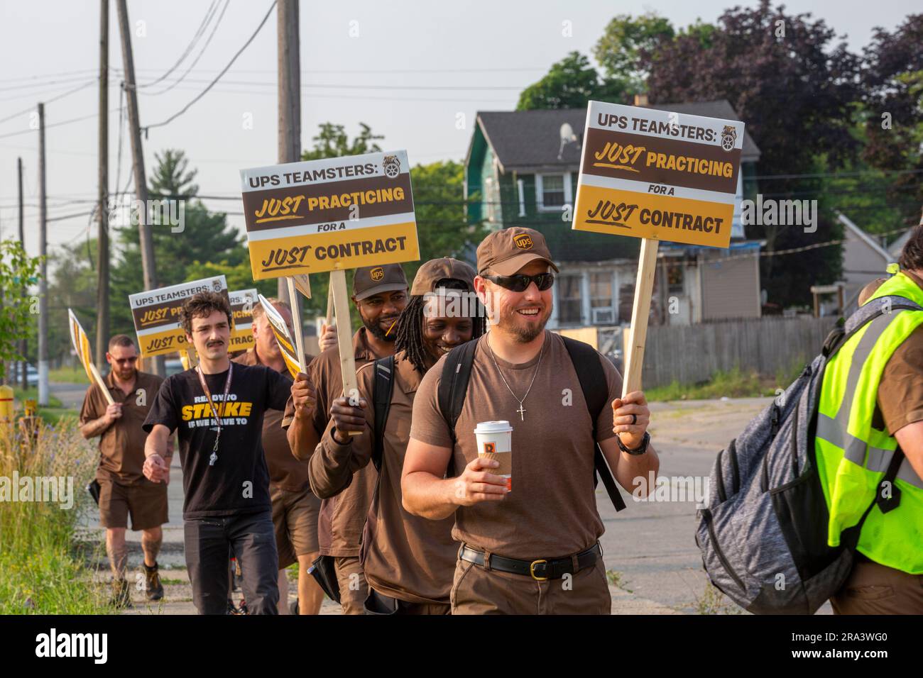 Picket signs hi-res stock photography and images - Alamy