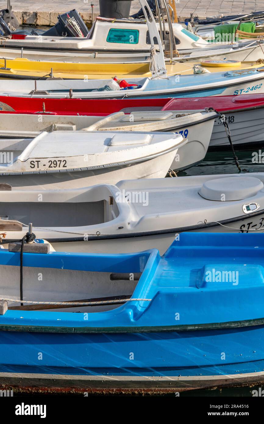 Rowing vessels and cover hi-res stock photography and images - Alamy
