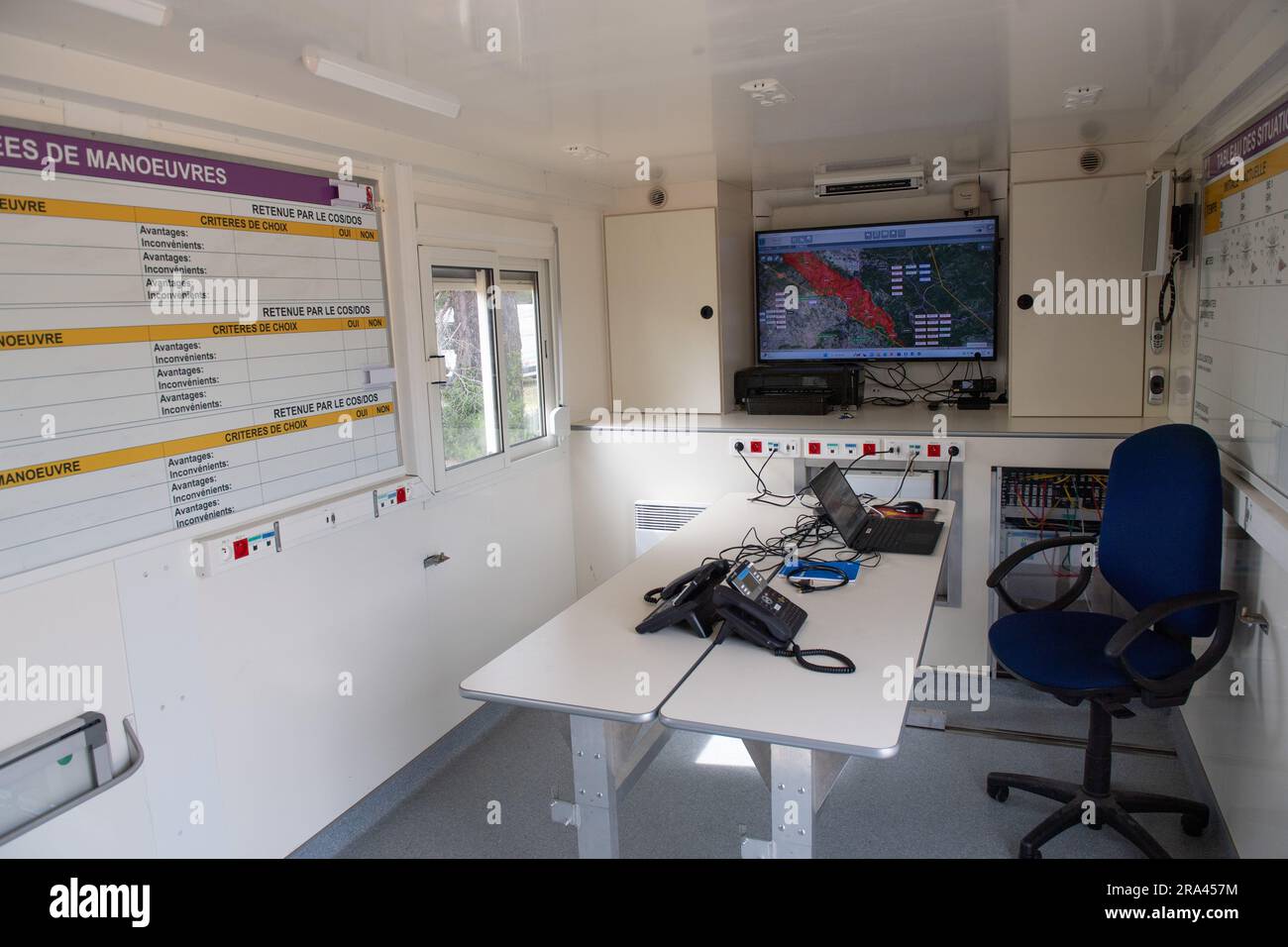 A mobile command centre used in firefighting. The Var Departmental Fire