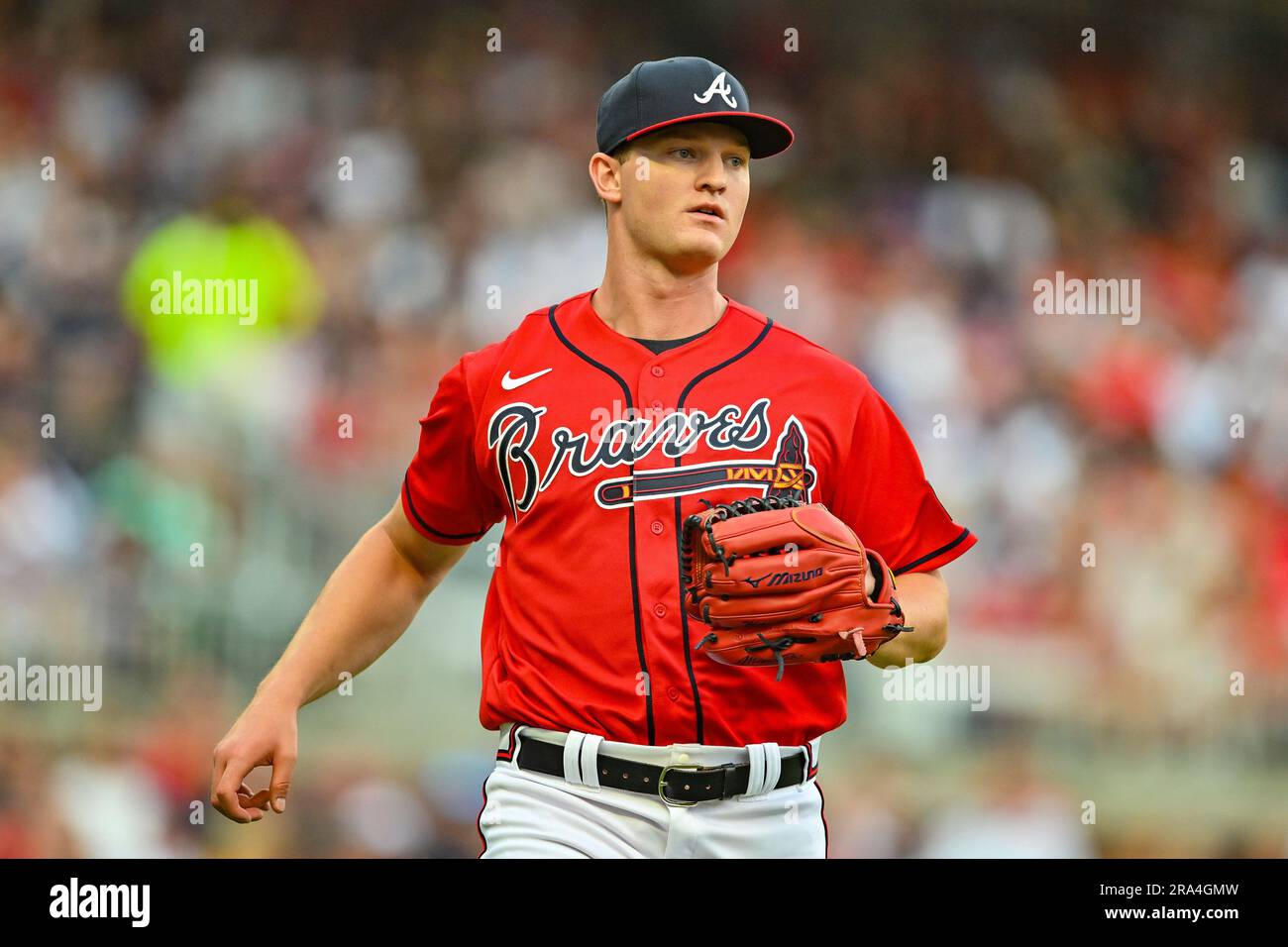 ATLANTA, GA – JUNE 30: Atlanta starting pitcher Michael Soroka (40) looks  in for the sign during the MLB game between the Miami Marlins and the  Atlanta Braves on June 30th, 2023