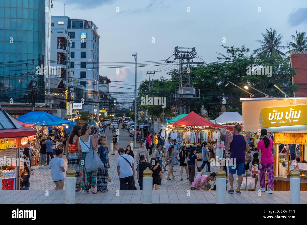 Vientiane. 30th June, 2023. Tourists visit a night market along the