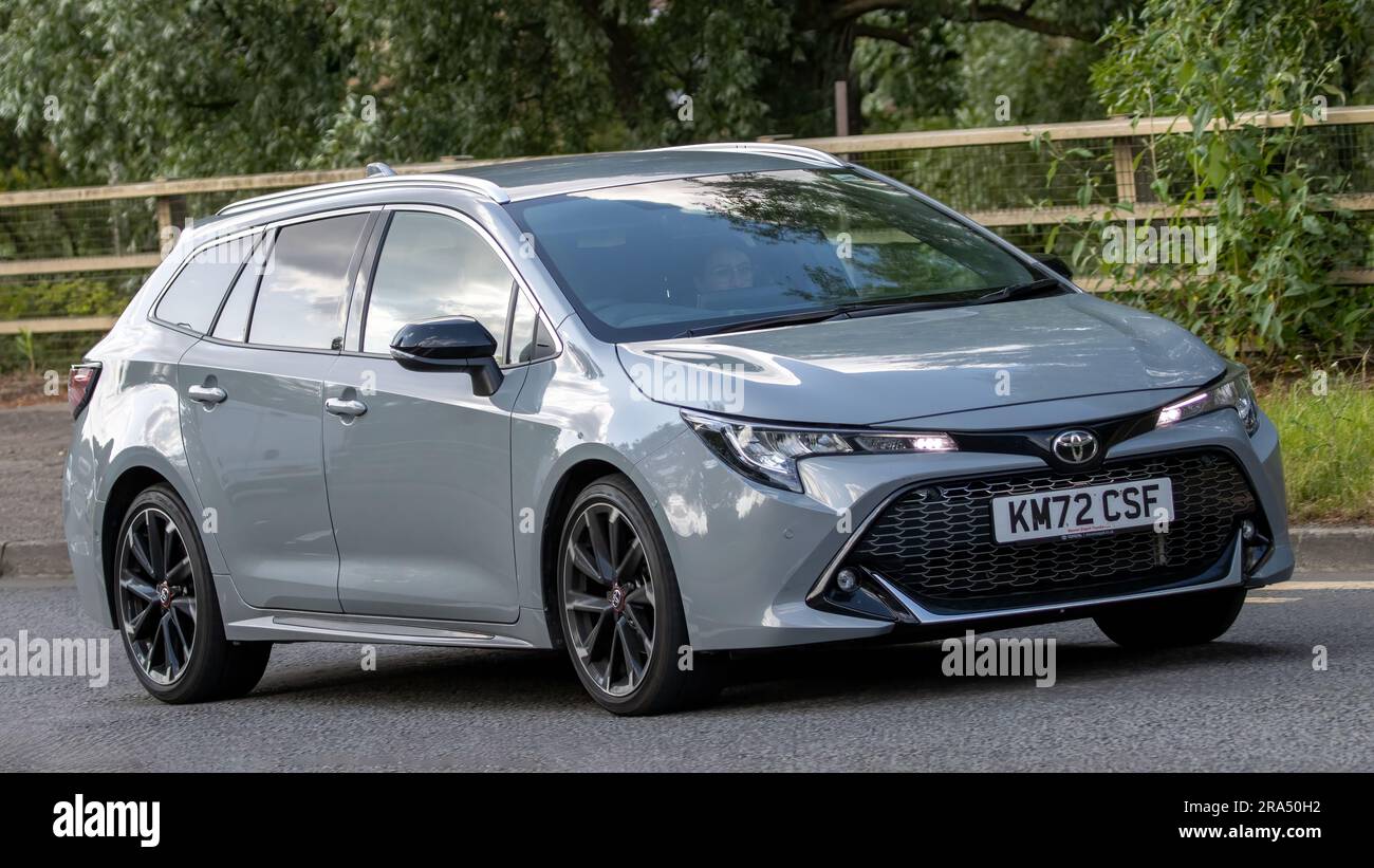 2022 Toyota Corolla Hybrid Touring Sports - Wallpapers and HD Images