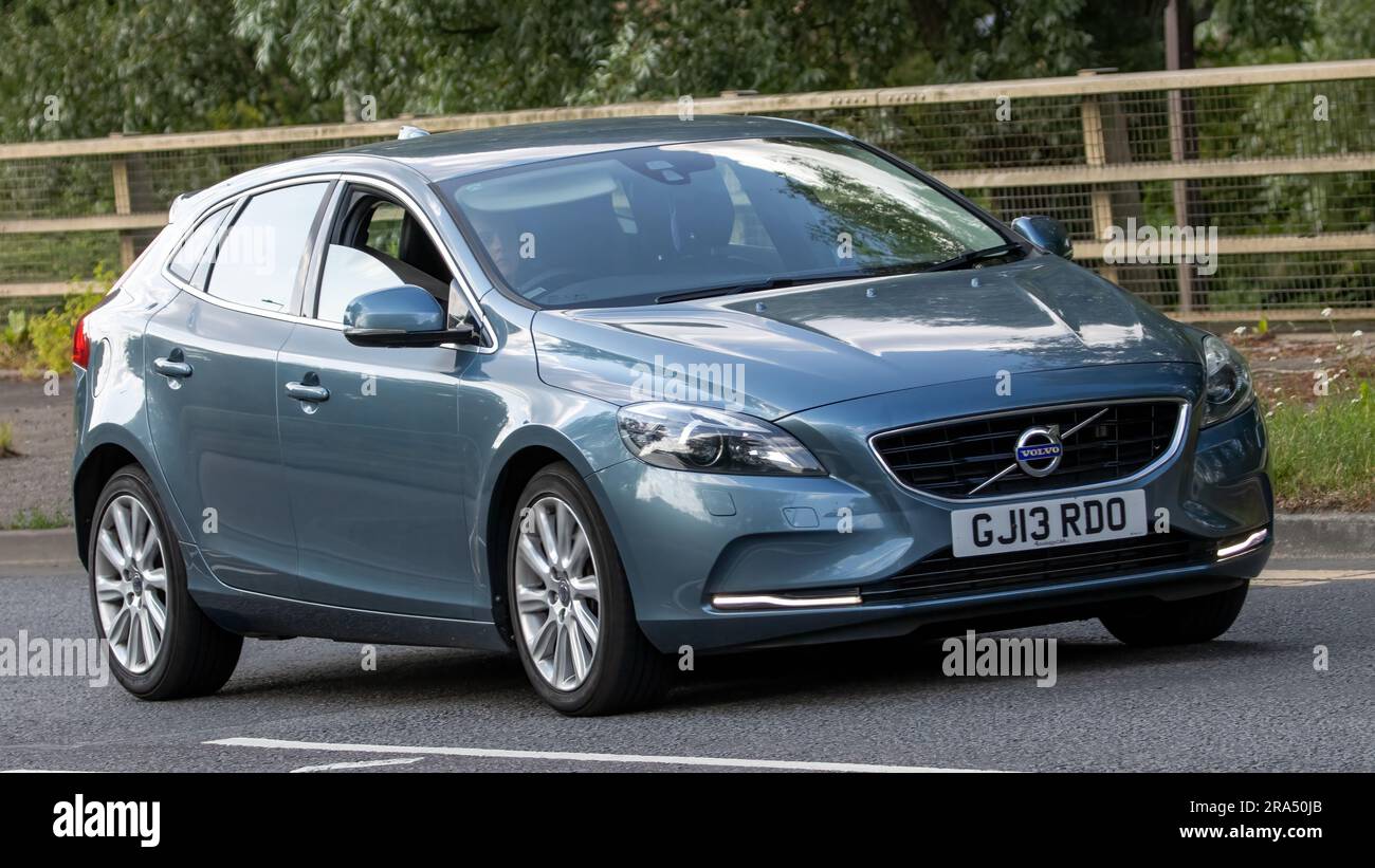 Volvo v40 car hi-res stock photography and images - Alamy